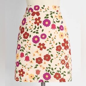MODCLOTH x PRINCESS HIGHWAY NWOT Floral Mini Skirt‎ in Cream